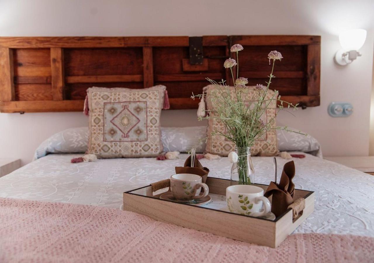 Hotel Rural El Medievo- Solo Adultos Trujillo Bagian luar foto